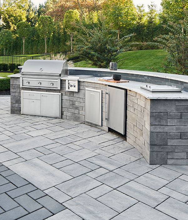 Outdoor Kitchen